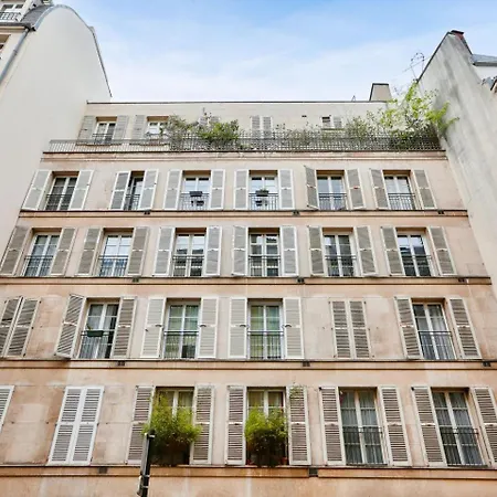 Parisian Luxury St Germain